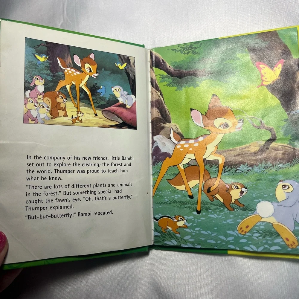 Vintage 1996‎ Disney Bambi Mini Book Deer Fawn Story Life in Woods